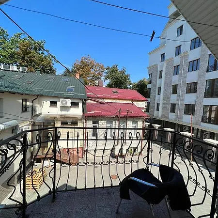 Casa Centru Chișinău Vilă *